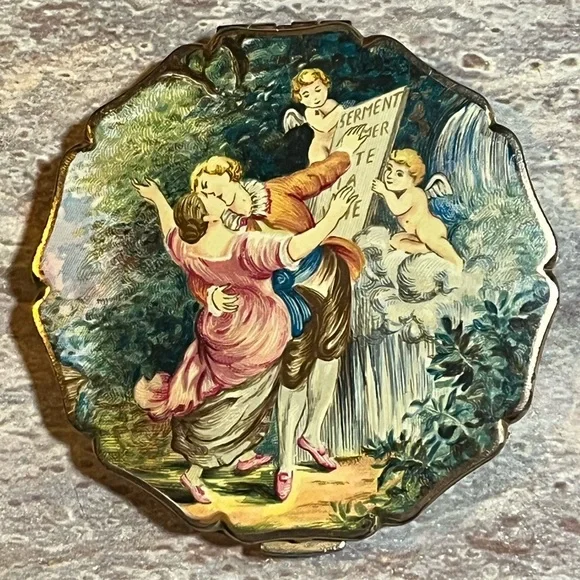 Vintage Stratton Romantic Sermon Makeup Compact - Picture 2 of 13
